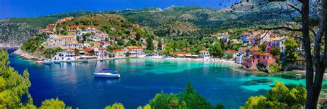 last minute holidays to greece